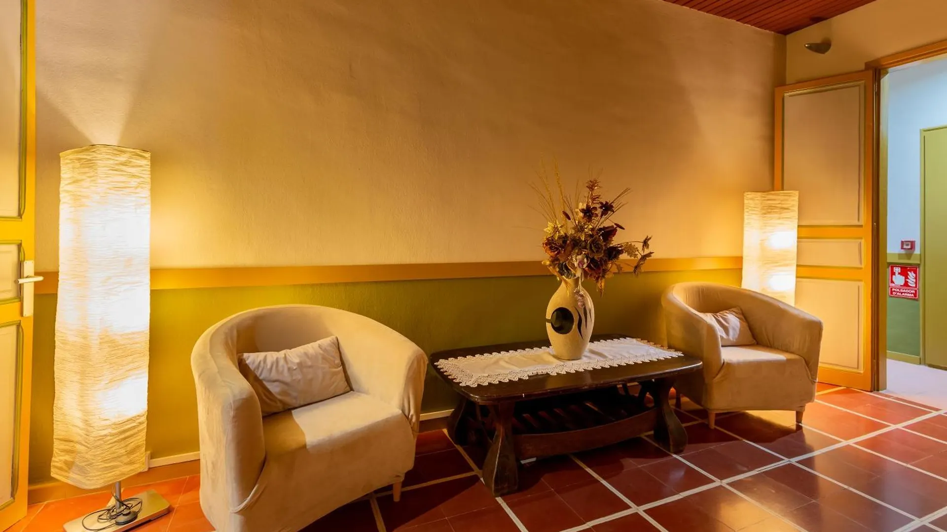 Els Jardins De La Martana Hotel Besalu 3*,